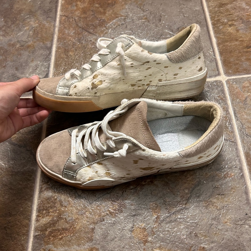 Dolce Vita Tan and Cream small wedge lift in heel sneakers